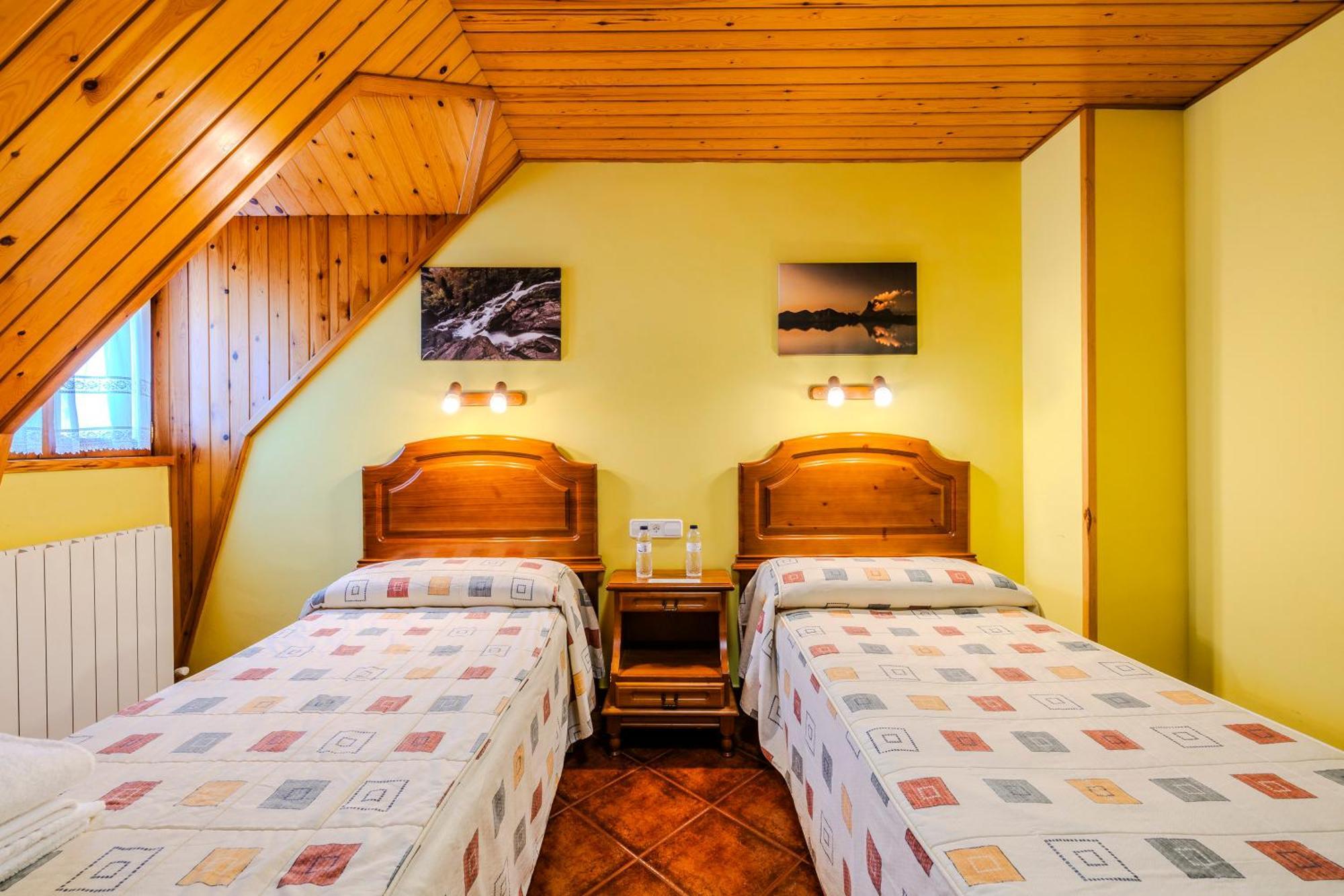 Hostal Panart Bielsa Exterior photo
