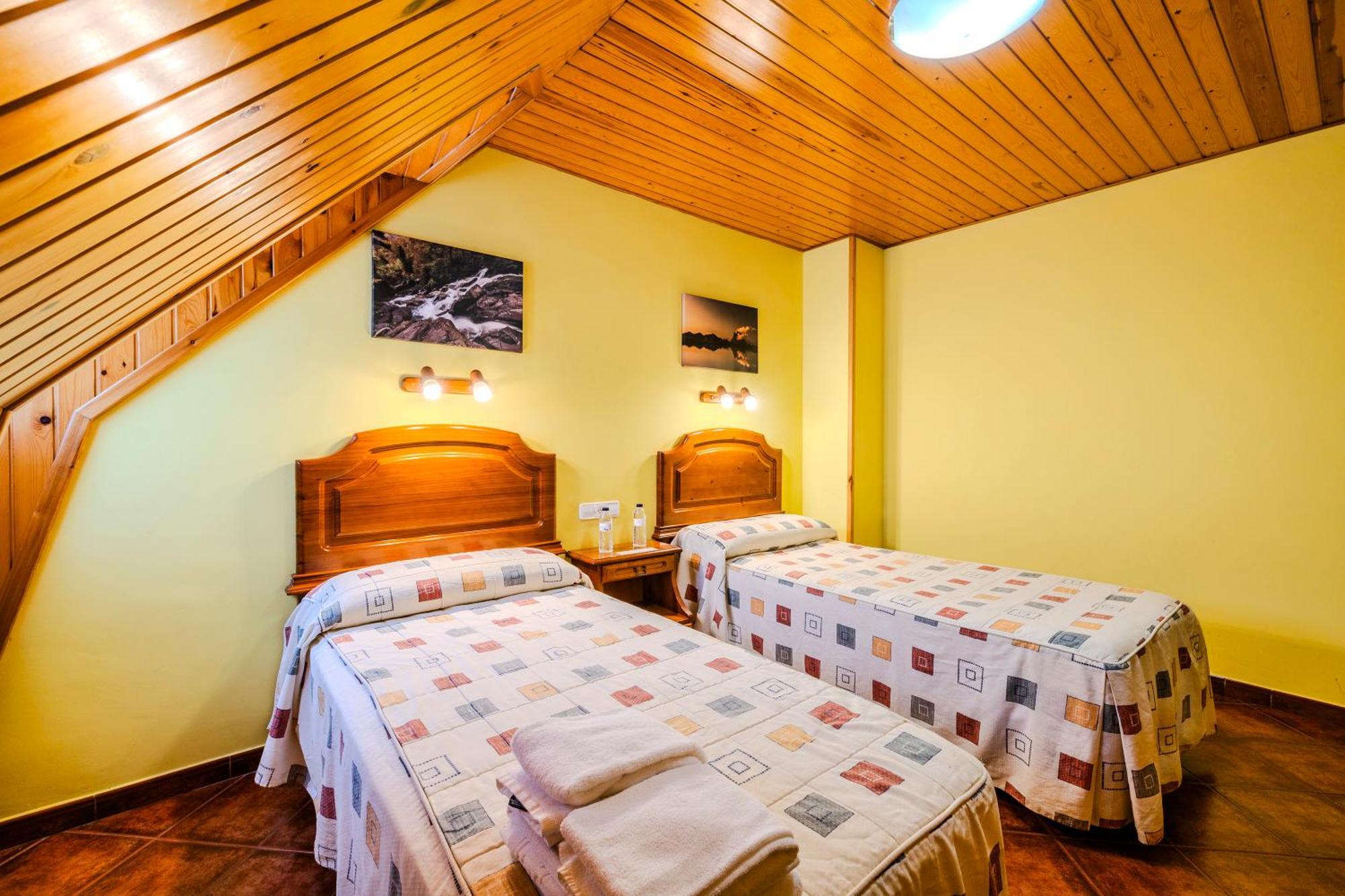Hostal Panart Bielsa Exterior photo